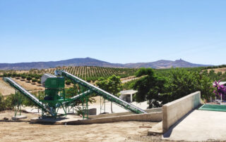 planta receptora de frutos secos magnuts almendras pistachos bandas cortes